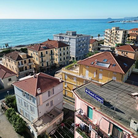 Hotel Geppi Pietra Ligure Exterior photo