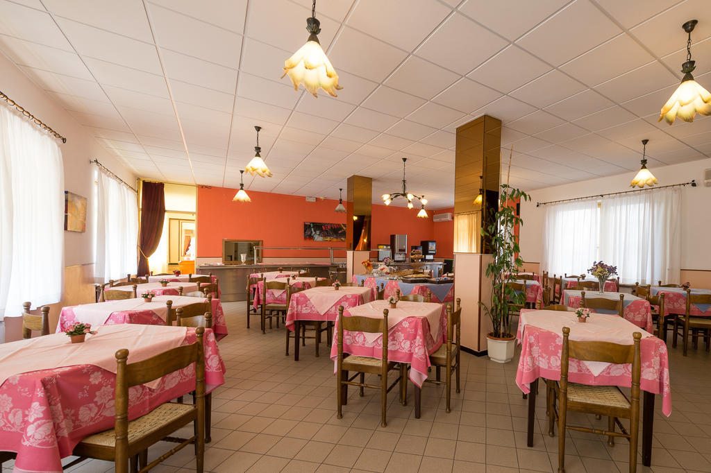 Hotel Geppi Pietra Ligure Exterior photo