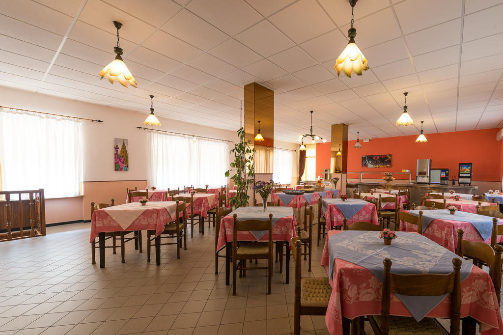 Hotel Geppi Pietra Ligure Exterior photo