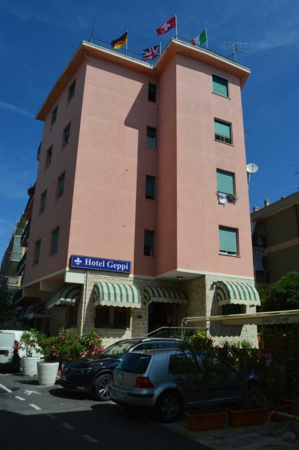 Hotel Geppi Pietra Ligure Exterior photo